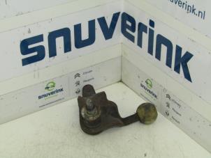Used Yoke Peugeot Partner Combispace 1.6 16V Price on request offered by Snuverink Autodemontage