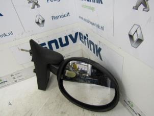 Gebrauchte Außenspiegel rechts Renault Twingo (C06) 1.2 16V Preis € 35,00 Margenregelung angeboten von Snuverink Autodemontage