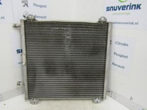 Używane Skraplacz klimatyzacji Renault Twingo (C06) 1.2 16V Cena € 50,00 Procedura marży oferowane przez Snuverink Autodemontage