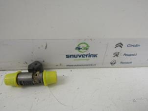 Used Injector (petrol injection) Renault Megane Scénic (JA) 1.6 RT Price on request offered by Snuverink Autodemontage