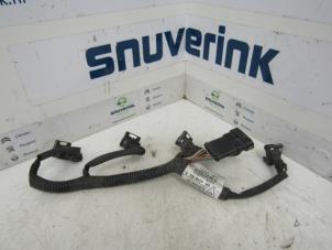 Used Wiring harness Renault Clio III (BR/CR) 1.2 16V 65 Price on request offered by Snuverink Autodemontage