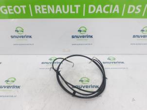Used Convertible roof hydraulic line Peugeot 206 CC (2D) 2.0 16V Price € 75,00 Margin scheme offered by Snuverink Autodemontage