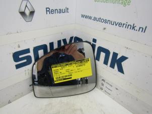 Used Mirror glass, left Renault Scénic III (JZ) 1.6 16V Price € 25,00 Margin scheme offered by Snuverink Autodemontage