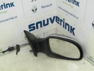 Usagé Rétroviseur droit Citroen Saxo 1.1i X,SX Prix € 25,00 Règlement à la marge proposé par Snuverink Autodemontage