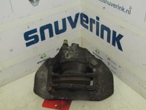 Usagé Etrier de frein (pince) avant droit Citroen Saxo 1.1i X,SX Prix € 26,99 Règlement à la marge proposé par Snuverink Autodemontage