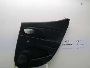 Used Rear door trim 4-door, right Renault Clio IV (5R) 1.5 Energy dCi 90 FAP Price on request offered by Snuverink Autodemontage
