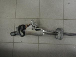 Used Gear stick Nissan Primastar 1.9 dCi 100 Price on request offered by Snuverink Autodemontage