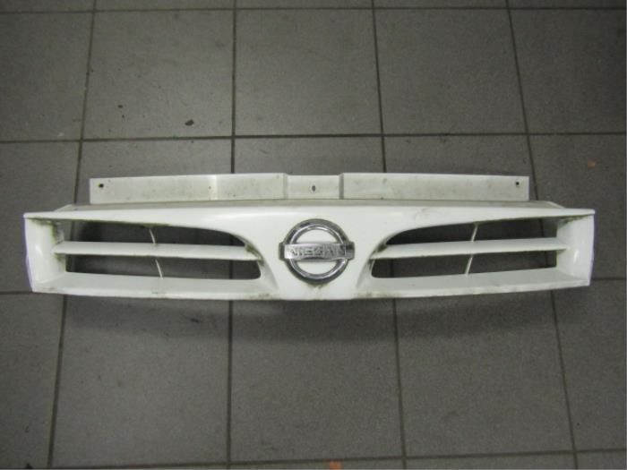Begagnade Grill Nissan Primastar 1.9 dCi 100 Pris € 12,50 Inklusive moms erbjuds av Snuverink Autodemontage