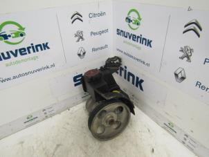 Used Power steering pump Peugeot 206 (2A/C/H/J/S) 1.4 HDi Price € 40,00 Margin scheme offered by Snuverink Autodemontage