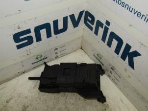 Used Tyre pressure module Peugeot 308 CC (4B) 1.6 16V THP 155 Price € 30,00 Margin scheme offered by Snuverink Autodemontage