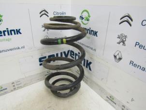 Used Rear coil spring Nissan Primastar 1.9 dCi 100 Price € 30,25 Inclusive VAT offered by Snuverink Autodemontage