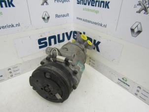 Używane Pompa klimatyzacji Renault Twingo (C06) 1.2 16V Cena € 30,00 Procedura marży oferowane przez Snuverink Autodemontage