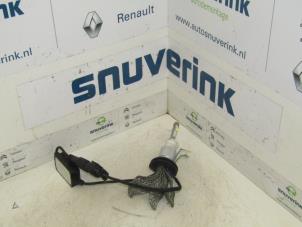 Used Bulb Citroen Saxo 1.6 VTR Price on request offered by Snuverink Autodemontage