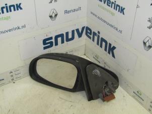 Gebrauchte Außenspiegel links Citroen Saxo 1.6 VTR Preis € 35,00 Margenregelung angeboten von Snuverink Autodemontage