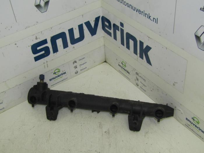 Usagé Système d'injection Peugeot 307 (3A/C/D) 1.4 16V Prix € 10,33 Règlement à la marge proposé par Snuverink Autodemontage