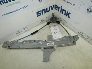 Used Rear door window mechanism 4-door, left Peugeot 208 I (CA/CC/CK/CL) 1.6 e-HDi FAP Price on request offered by Snuverink Autodemontage