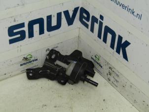 Used Vacuum relay Renault Twingo III (AH) 1.0 SCe 70 12V Price on request offered by Snuverink Autodemontage