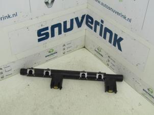 Used Fuel injector nozzle Renault Twingo Price € 25,00 Margin scheme offered by Snuverink Autodemontage