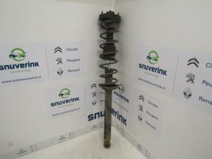 Used Rear shock absorber, left Renault Twingo Price € 20,00 Margin scheme offered by Snuverink Autodemontage