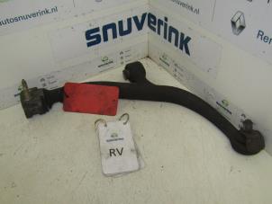 Used Front wishbone, right Citroen Saxo 1.6 VTR Price on request offered by Snuverink Autodemontage