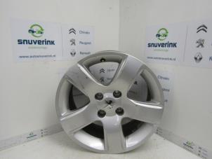 Used Wheel Peugeot 3008 I (0U/HU) 1.6 16V THP 155 Price € 75,00 Margin scheme offered by Snuverink Autodemontage