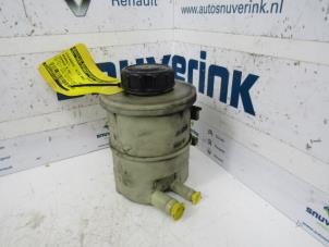Used Power steering fluid reservoir Renault Espace (JK) 2.2 dCi 16V Price on request offered by Snuverink Autodemontage