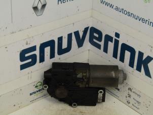 Gebrauchte Schiebedach Motor Peugeot 3008 I (0U/HU) 1.6 16V THP 155 Preis auf Anfrage angeboten von Snuverink Autodemontage