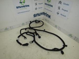 Used Wiring harness Peugeot 3008 I (0U/HU) 1.6 16V THP 155 Price on request offered by Snuverink Autodemontage