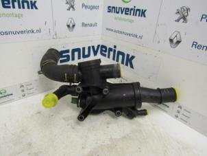 Used Thermostat housing Peugeot 407 (6D) 2.0 HDiF 16V Price € 45,00 Margin scheme offered by Snuverink Autodemontage