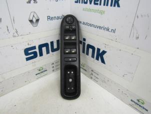 Used Multi-functional window switch Peugeot 407 (6D) 2.0 HDiF 16V Price € 32,00 Margin scheme offered by Snuverink Autodemontage