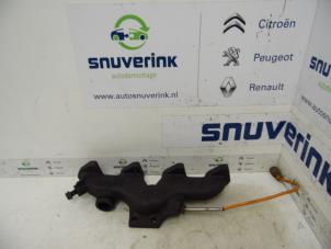 Used Exhaust manifold Renault Megane III Coupe (DZ) 1.5 dCi 105 Price € 60,00 Margin scheme offered by Snuverink Autodemontage