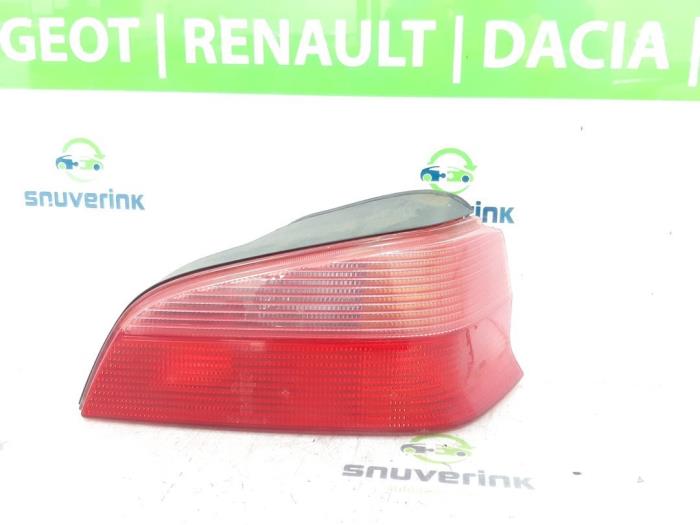 Taillight, right from a Peugeot 106 II 1.5 XNd,XRd,Sketch 1998