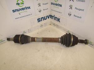 Used Front drive shaft, left Peugeot 308 (4A/C) 1.6 HDi Price € 45,00 Margin scheme offered by Snuverink Autodemontage