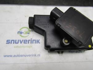 Used Accelerator pedal Peugeot 607 (9D/U) 2.2 16V Price € 30,00 Margin scheme offered by Snuverink Autodemontage