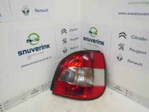 Gebrauchte Rücklicht rechts Renault Scénic I (JA) 1.6 16V Preis € 30,00 Margenregelung angeboten von Snuverink Autodemontage