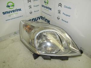Used Headlight, right Citroen Nemo (AA) 1.4 HDi 70 Price € 78,65 Inclusive VAT offered by Snuverink Autodemontage