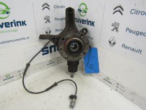 Usados Mangueta de dirección derecha delante Peugeot 308 (4A/C) 1.4 VTI 16V Precio € 25,33 Norma de margen ofrecido por Snuverink Autodemontage