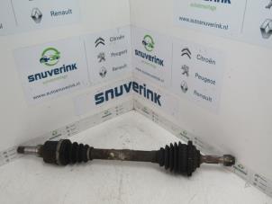 Used Front drive shaft, left Peugeot 206 (2A/C/H/J/S) 1.4 XR,XS,XT,Gentry Price € 30,00 Margin scheme offered by Snuverink Autodemontage