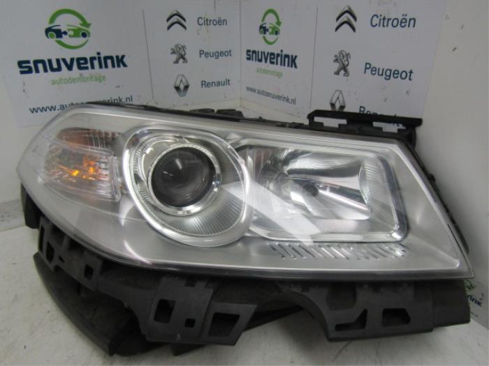Used Renault Megane Ii Grandtour Km 1 6 16v Headlight Right r Snuverink Autodemontage Proxyparts Com