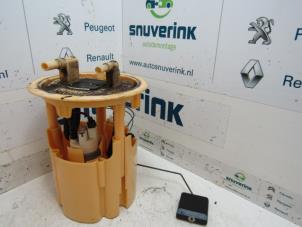 Used Electric fuel pump Peugeot 307 (3A/C/D) 2.0 HDi 90 Price € 60,00 Margin scheme offered by Snuverink Autodemontage