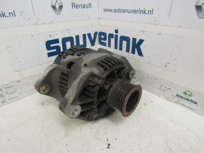 Dynamo from a Renault Master II (JD) 2.5 D T28 1999
