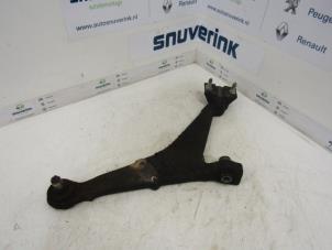Used Front wishbone, right Peugeot 106 II 1.0 Price € 40,00 Margin scheme offered by Snuverink Autodemontage