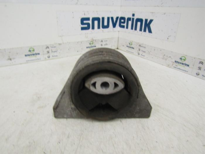 Used Engine mount Fiat Ducato (243/244/245/247) 2.8 JTD 15 Price € 10,33 Margin scheme offered by Snuverink Autodemontage