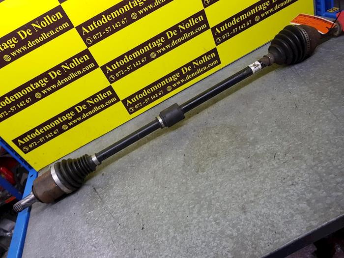 Front drive shaft, right from a Opel Meriva 2011