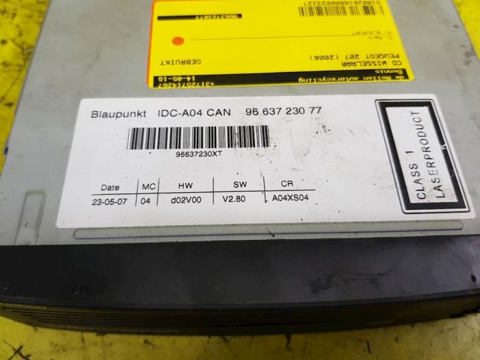 CD changer from a Peugeot 207/207+ (WA/WC/WM) 1.6 16V 2008