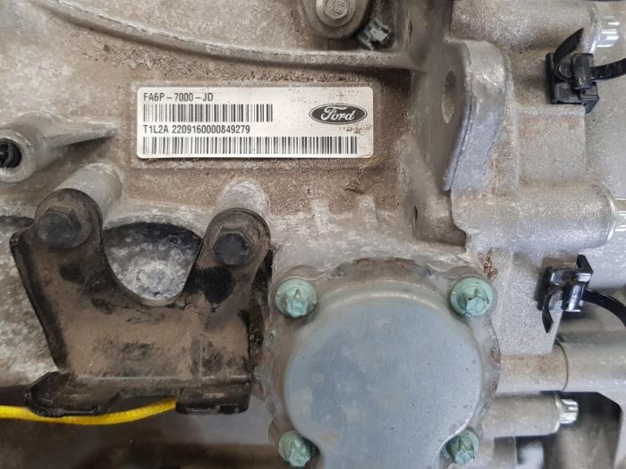 Gearbox from a Ford Fiesta 6 (JA8) 1.0 EcoBoost 12V 100 2017