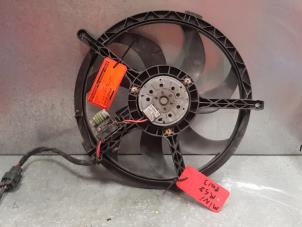 Usagé Moto ventilateur Mini Mini (R56) 1.6 16V Cooper Prix € 75,00 Règlement à la marge proposé par de Nollen autorecycling