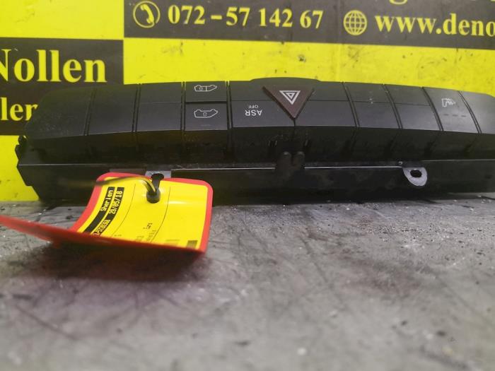 Używane Modul (rózne) Mercedes Sprinter Cena na żądanie oferowane przez autodemontage denollen