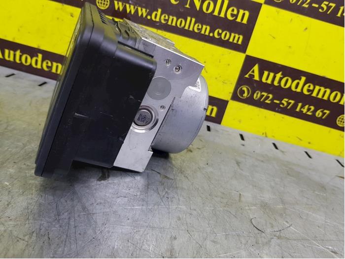 Usagé Bloc ABS BMW 1 serie (F21) M140i 3.0 24V Prix € 150,04 Prix TTC proposé par autodemontage denollen