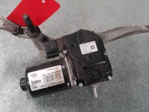 Used Front wiper motor Opel Zafira Price € 90,75 Inclusive VAT offered by de Nollen autorecycling